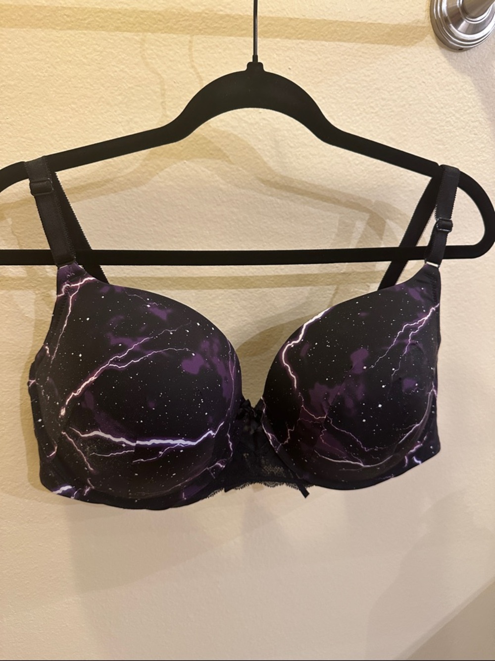 Torrid Underwire Lightning-Print Molded T-Shirt Bra - Purple/Black